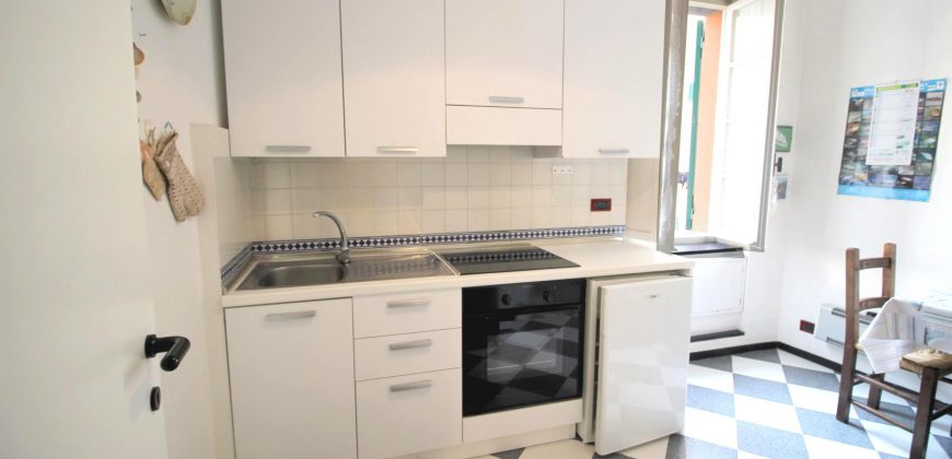 Rif. 79 – CAMOGLI AFFITTO BILOCALE