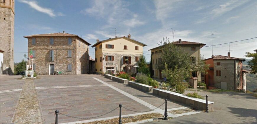 Rif. MF IMMOBILE COMMERCIALE PER INVESTIMENTO Rif. MF IMMOBILE COMMERCIALE PER INVESTIMENTO