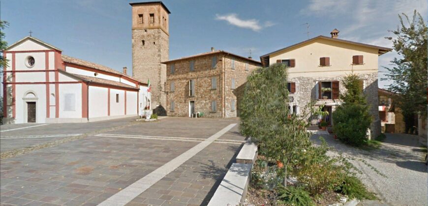 Rif. MF IMMOBILE COMMERCIALE PER INVESTIMENTO Rif. MF IMMOBILE COMMERCIALE PER INVESTIMENTO