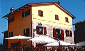 Rif. MF IMMOBILE COMMERCIALE PER INVESTIMENTO Rif. MF IMMOBILE COMMERCIALE PER INVESTIMENTO