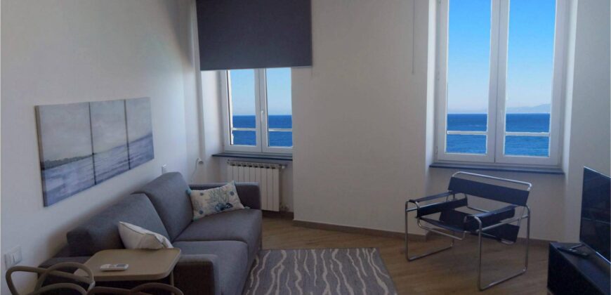 Rif. 27C CAMOGLI LUNGOMARE VENDESI Rif. 27C CAMOGLI LUNGOMARE VENDESI