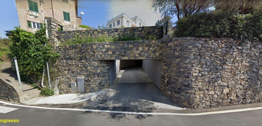 Rif. 46A CAMOGLI VENDO POSTO MOTO