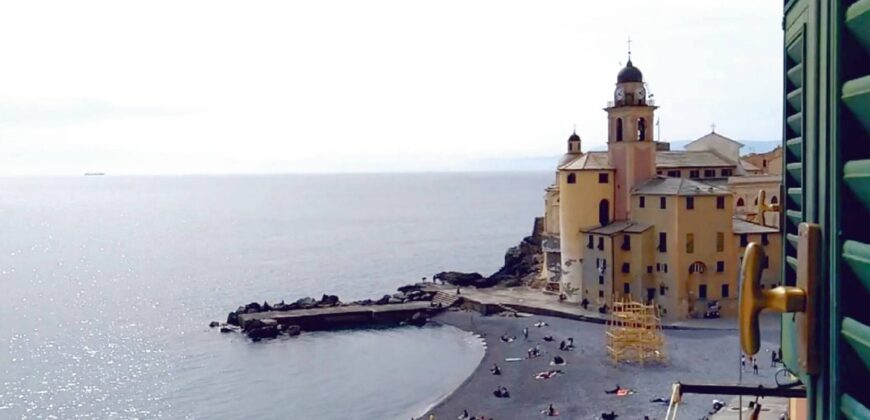 Rif. 22 CAMOGLI LUNGOMARE VENDO APPARTAMENTO
