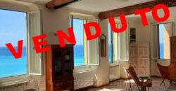 Rif. 22 CAMOGLI LUNGOMARE VENDO APPARTAMENTO