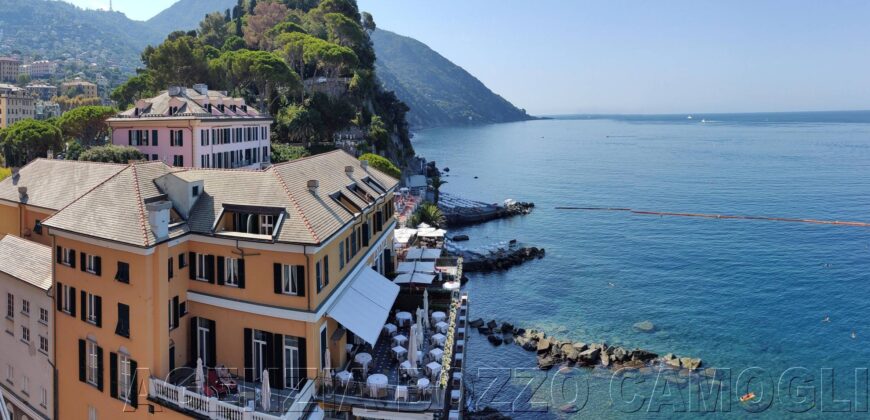 Rif. 07 – CAMOGLI SUL LUNGOMARE VENDO Rif. 07 – CAMOGLI SUL LUNGOMARE VENDO