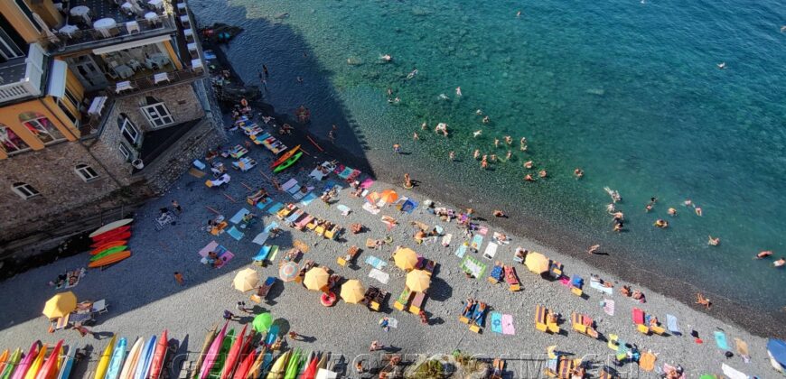 Rif. 07 – CAMOGLI SUL LUNGOMARE VENDO Rif. 07 – CAMOGLI SUL LUNGOMARE VENDO