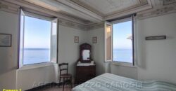 Rif. 07 – CAMOGLI SUL LUNGOMARE VENDO Rif. 07 – CAMOGLI SUL LUNGOMARE VENDO