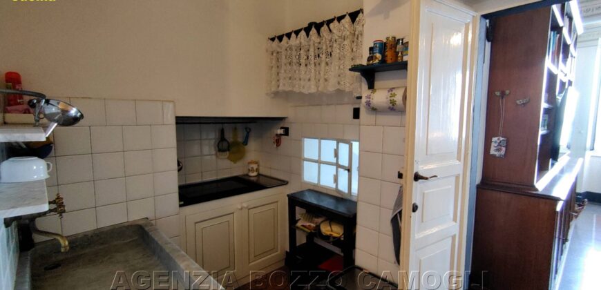 Rif. 07 – CAMOGLI SUL LUNGOMARE VENDO Rif. 07 – CAMOGLI SUL LUNGOMARE VENDO