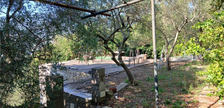 Rif. 26 – Locale con terreno Santa Margherita Ligure Rif. 26 – Locale con terreno Santa Margherita Ligure