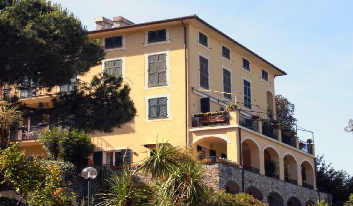 Rif. 49 – CAMOGLI VENDO APPARTAMENTO
