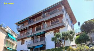 Rif. 13 CAMOGLI APPARTAMENTO VENDO