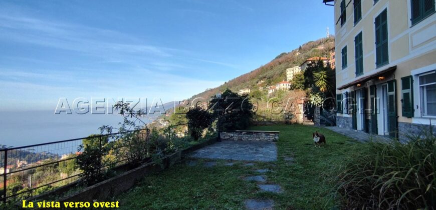 Rif. 37 CAMOGLI APPARTAMENTO IN VILLA Vendesi
