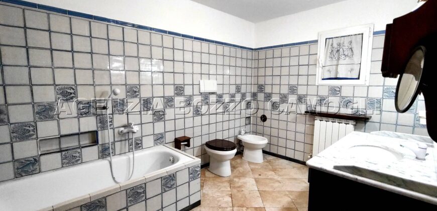 Rif. 37 CAMOGLI APPARTAMENTO IN VILLA Vendesi