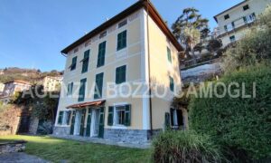 Rif. 37 CAMOGLI APPARTAMENTO IN VILLA Vendesi Rif. 37 CAMOGLI APPARTAMENTO IN VILLA Vendesi