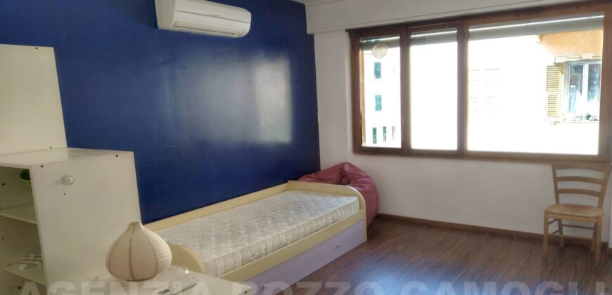 Rif. 84 – CAMOGLI LOCALE Affittasi