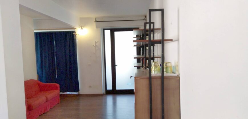 Rif. 84 – CAMOGLI LOCALE Affittasi