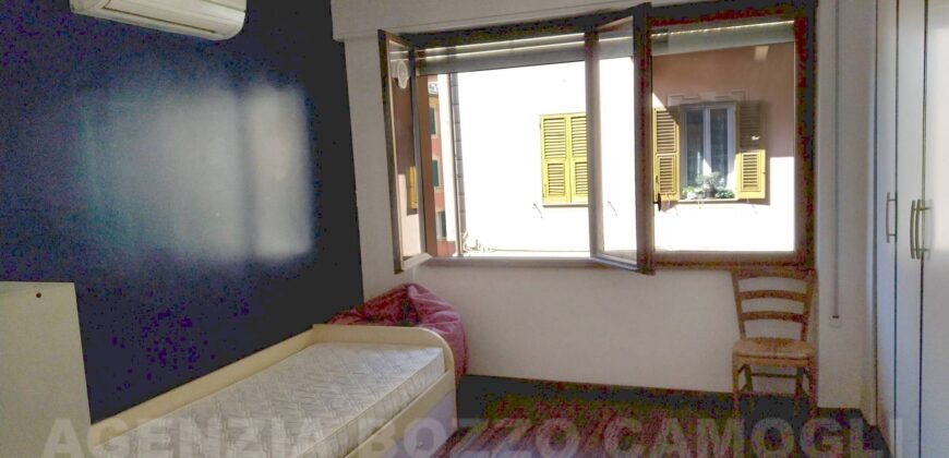 Rif. 84 – CAMOGLI LOCALE Affittasi