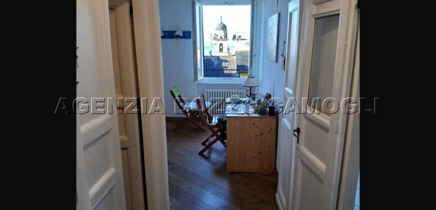 Rif.05 CAMOGLI CENTRO VENDESI APPARTAMENTO