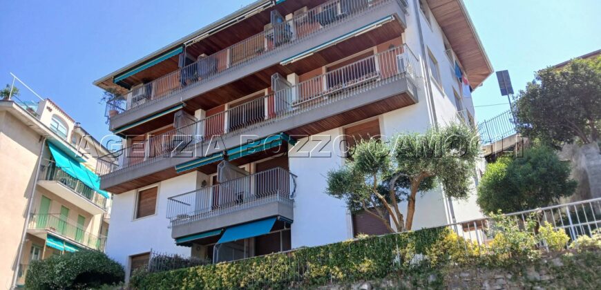 Rif. 13 CAMOGLI APPARTAMENTO VENDO
