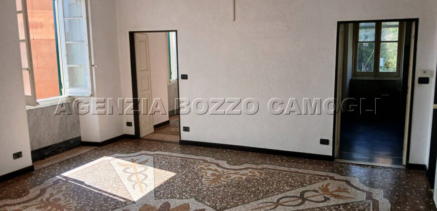 Rif. 25 CAMOGLI CENTRO VENDESI APPARTAMENTO