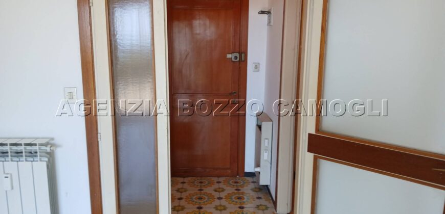 Rif. 13 CAMOGLI APPARTAMENTO VENDO