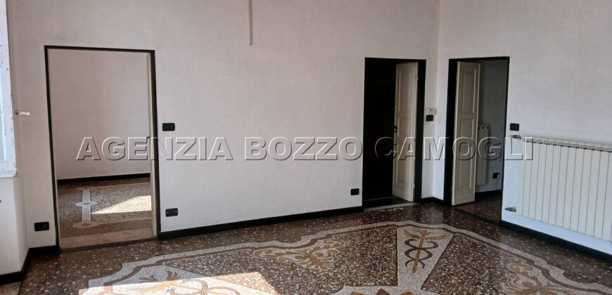 Rif. 25 CAMOGLI CENTRO VENDESI APPARTAMENTO