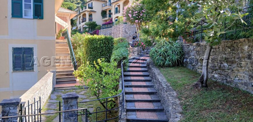 Rif. 16 CAMOGLI appartamento al BOSCHETTO Rif. 16 CAMOGLI appartamento al BOSCHETTO