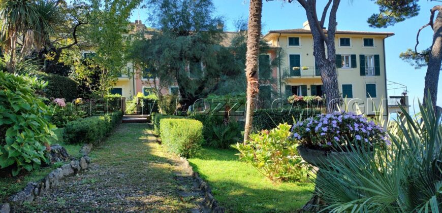 Rif. 49 – CAMOGLI VENDO APPARTAMENTO