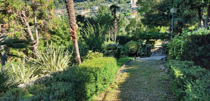 Rif. 49 – CAMOGLI VENDO APPARTAMENTO