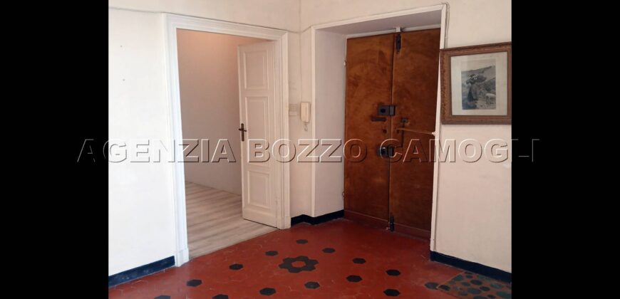 Rif. 33 CAMOGLI APPARTAMENTO CENTRALE VENDESI
