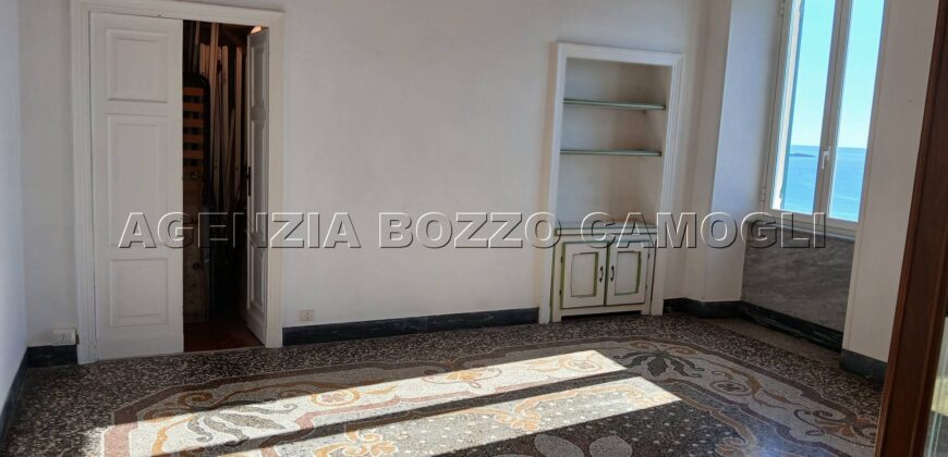 Rif. 33 CAMOGLI APPARTAMENTO CENTRALE VENDESI