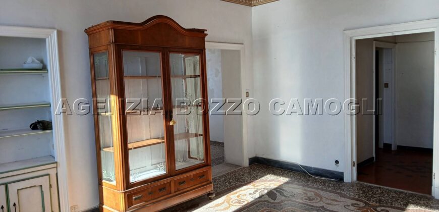 Rif. 33 CAMOGLI APPARTAMENTO CENTRALE VENDESI