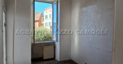 Rif. 33 CAMOGLI APPARTAMENTO CENTRALE VENDESI