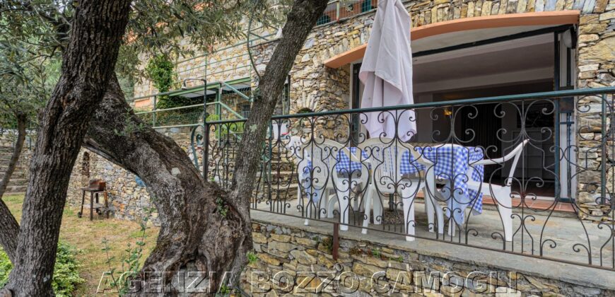 Rif. RV RECCO ALTURE VILLA VENDESI