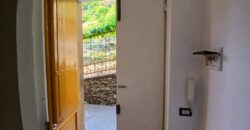Rif. 37 RUTA DI CAMOGLI appartamento VENDESI