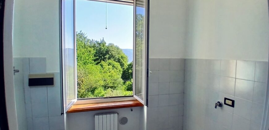 Rif. 37 RUTA DI CAMOGLI appartamento VENDESI