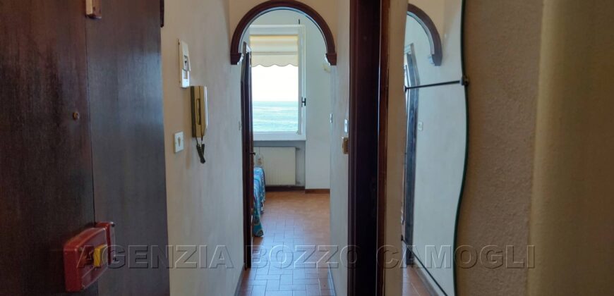 Rif. 22 CAMOGLI PASSEGGIATA A MARE AFFITTO BILOCALE