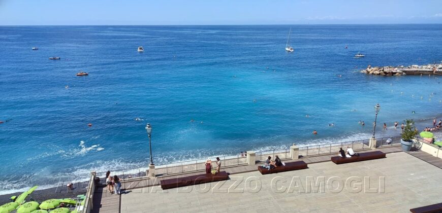 Rif. 22 CAMOGLI PASSEGGIATA A MARE AFFITTO BILOCALE